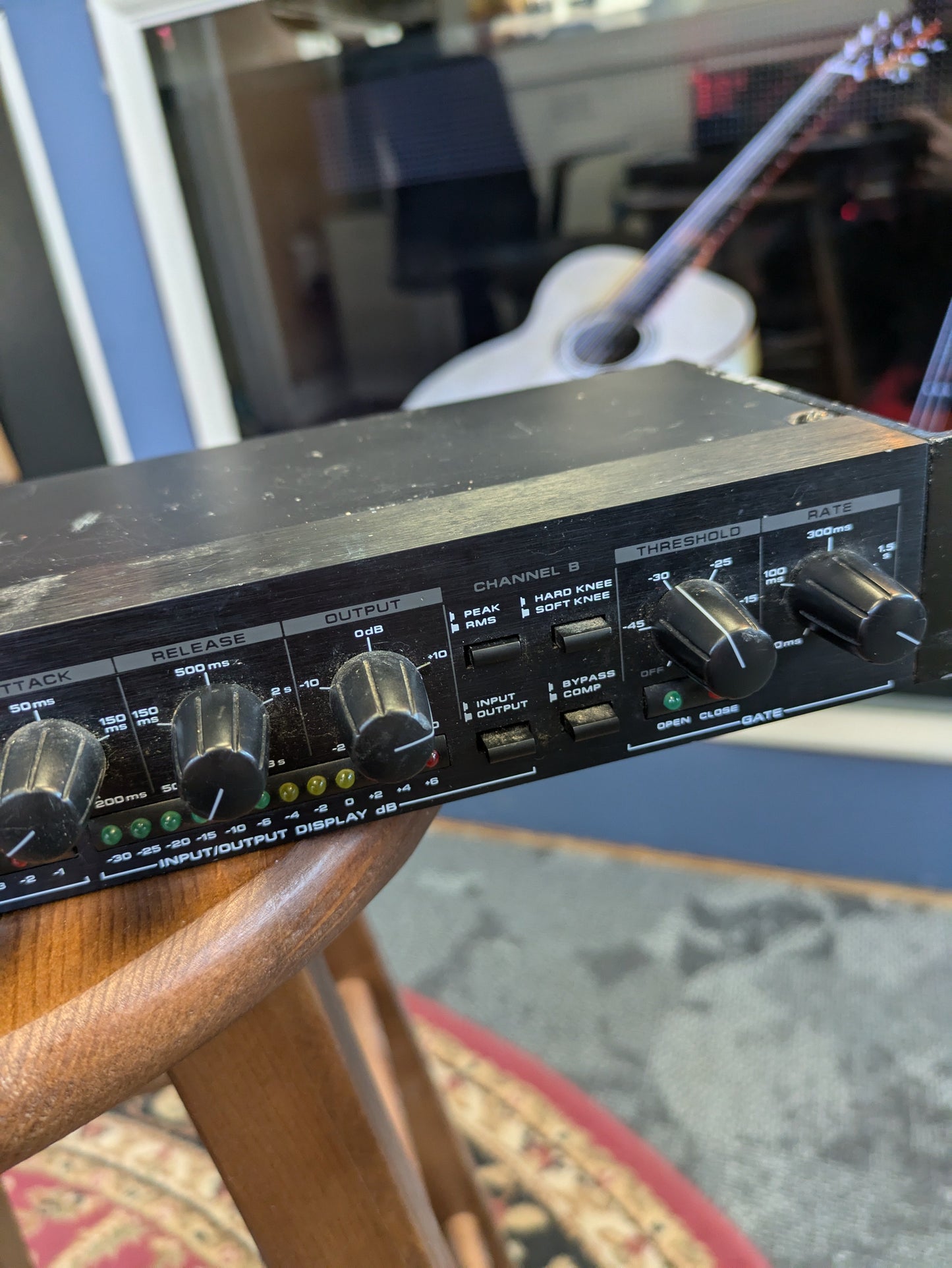 Alesis 3630 Dual-Channel Compressor / Limiter with Gate w/Power Supply #CL002031101478